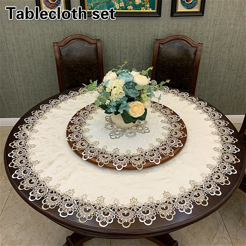 Runde Tischdecke mit besticktem Spitzenrand, elegante Tischdekoration