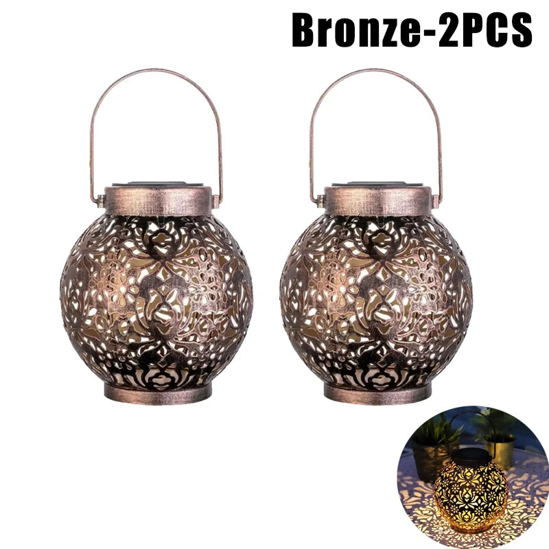 Solarbetriebene Vintage-Metalllaterne – Marokkanisches Blumenmuster