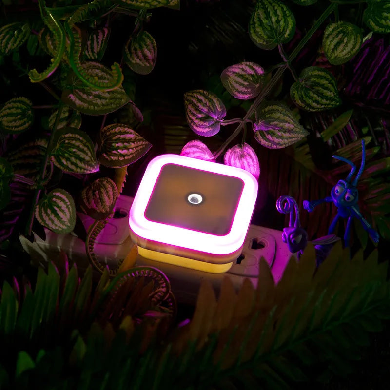 Quadratische LED-Nachtlampe mit Lichtsensor