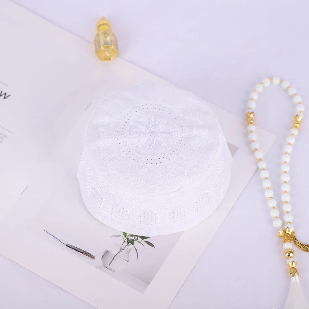 Hochwertige Muslimische Gebetskappe – Mehrfarbig & Besticktes Design