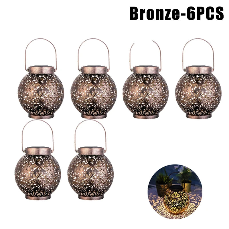 Solarbetriebene Vintage-Metalllaterne – Marokkanisches Blumenmuster