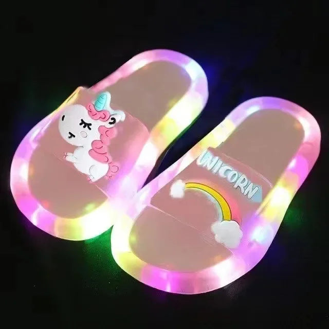 نعال يونيكورن LED للأطفال - ناعمة وممتعة وأنيقة