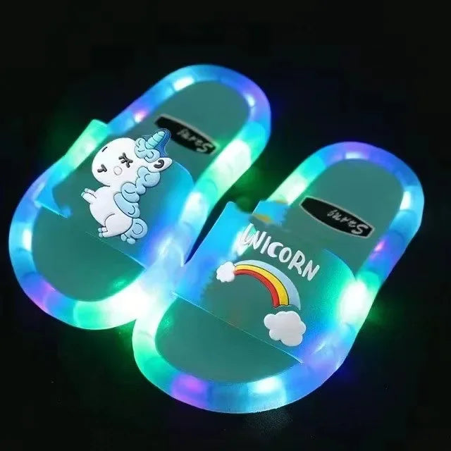 نعال يونيكورن LED للأطفال - ناعمة وممتعة وأنيقة