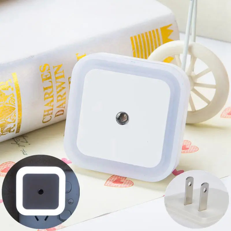 Quadratische LED-Nachtlampe mit Lichtsensor
