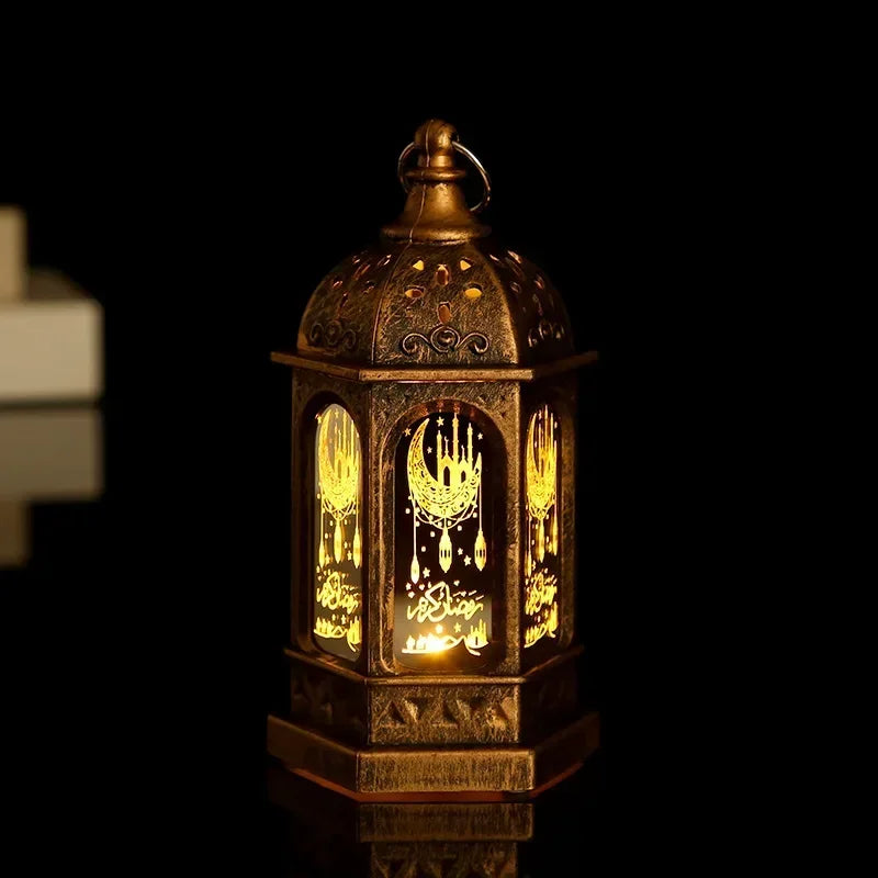 LED Ramadan Laterne – Dekorative Kunststoff-Lampe für festliche Beleuchtung