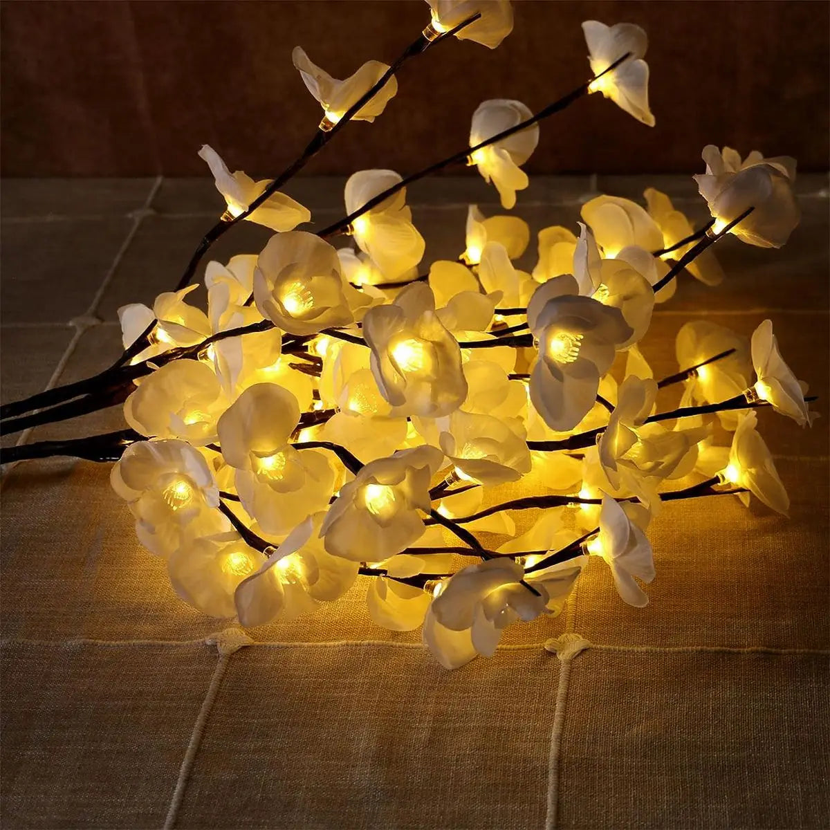 LED Orchideen-Blumenlicht – Weiße Phalaenopsis – 20–50 LEDs – Batteriebetrieben
