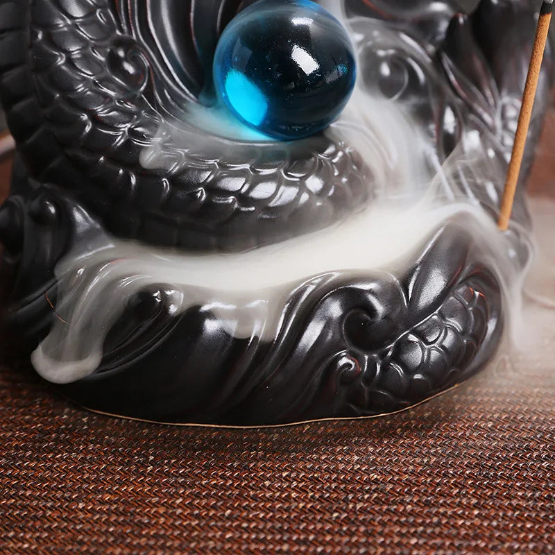 Keramik-Drachen Rückfluss-Räuchergefäß mit LED-Kristallkugel – Handgefertigter Aromatherapie-Brenner für Ruhe und Entspannung