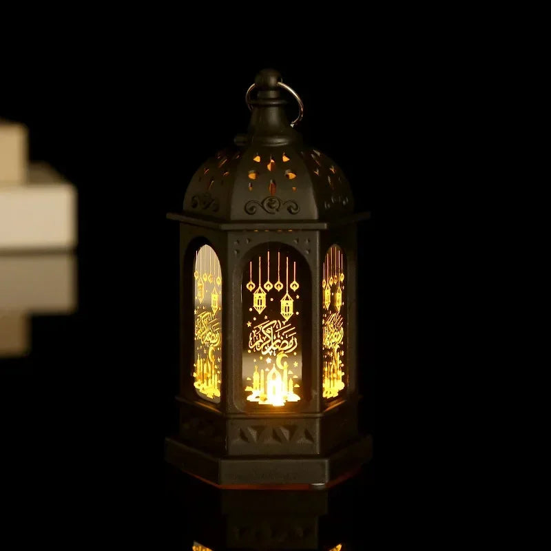 LED Ramadan Laterne – Dekorative Kunststoff-Lampe für festliche Beleuchtung