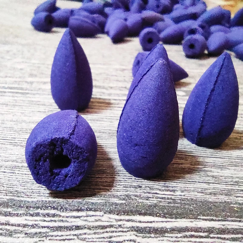 Bunte Aromatherapie-Räucherkegel – Natürliche Duftmischung für Zuhause & Meditation